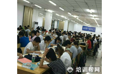 南昌聚英跨考学校